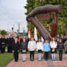 Nemzetünk gyásznapja emlékműsor Szanyban