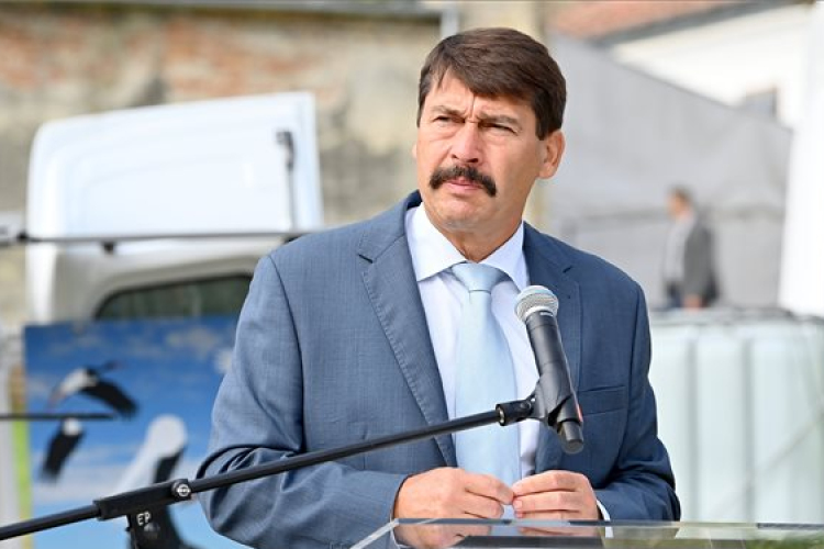 Áder: hangzatos jelszavakkal, tüntetésekkel nem fogjuk megoldani a klímavédelem problémáját