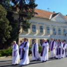 Ács Lajos győri székesegyházi kanonok, nyugalmazott plébános temetése Szanyban