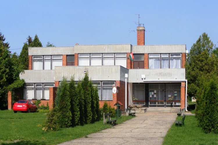 Művelődésszervezőt keres a beledi művelődési központ