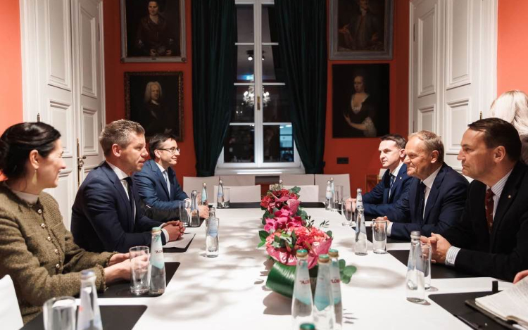 Donald Tuskkal találkozott Magyar Péter