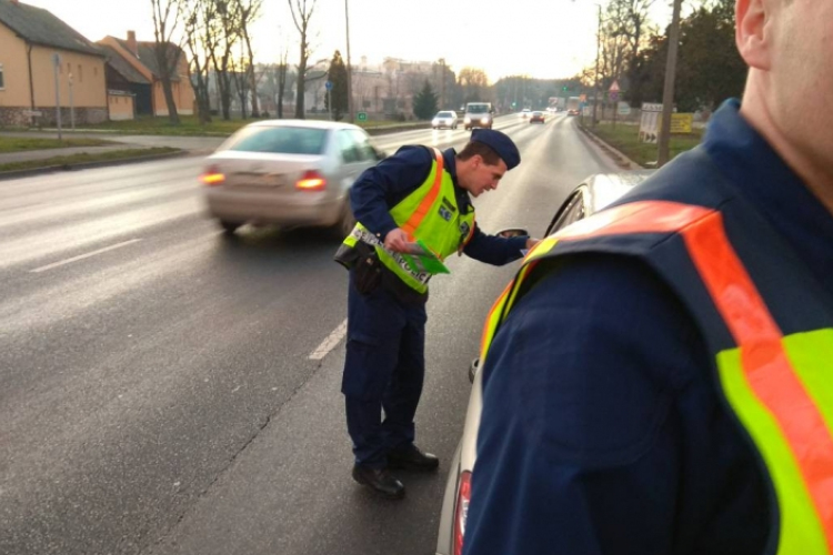 Kapuváron a biztonságos közlekedés érdekében ellenőriztek a rendőrök