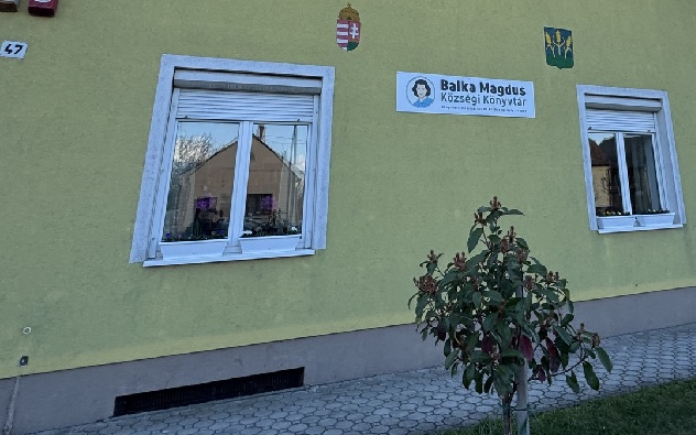 Új könyvtárat avattak Babóton