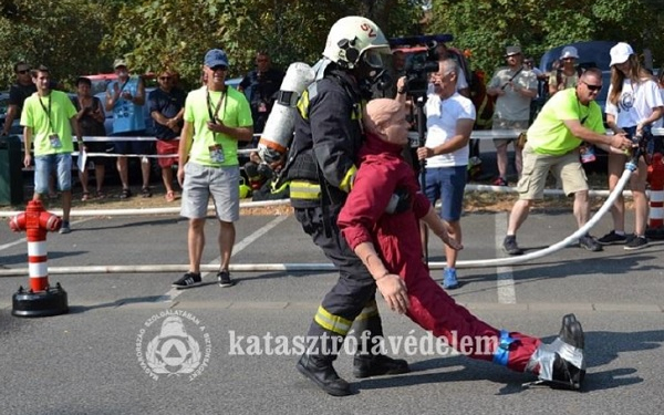 Rábaközi önkéntes tűzoltó is versenyzett a legerősebb, legkitartóbb tűzoltók közt