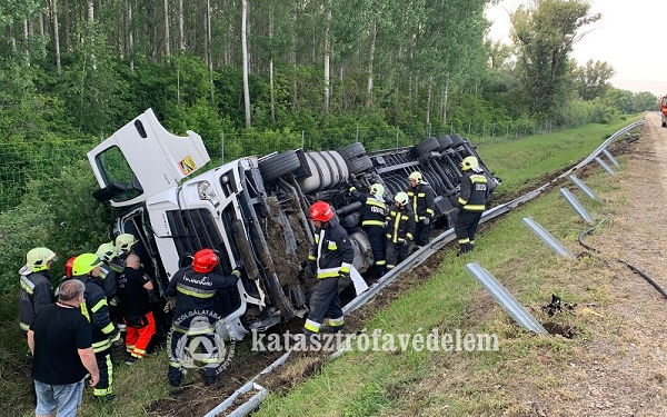 A megyében az elmúlt héten nyolcvankilenc eseményhez vonultak a hivatásos tűzoltó egységek