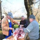 Hagyományőrző disznóvágás Vágon!