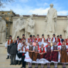 A Szanyi Bokréta Hagyományőrző Néptánc Együttes látogatása az Országházban.