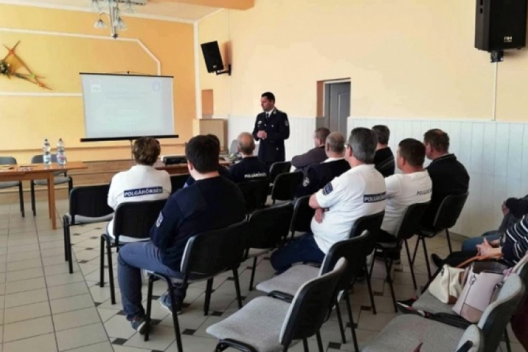 Polgárőr továbbképzést tartottak Kónyban