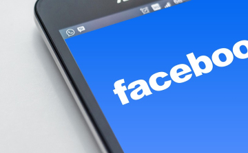 Az európaiak többsége elítéli a Facebook