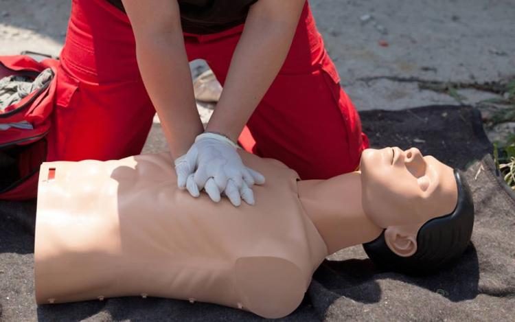 Munkahelyi elsősegély képzés Jobaházán