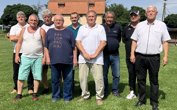 Régi focisikerekre emlékeztek Győrsövényházon