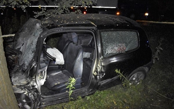Hárman megsérültek, kilenc balesetben autók törtek tegnap a megye útjain