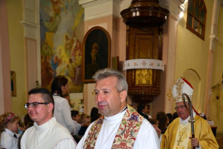 Iskolai évnyitó szentmise (Veni Sancte) a szanyi római katolikus templomban