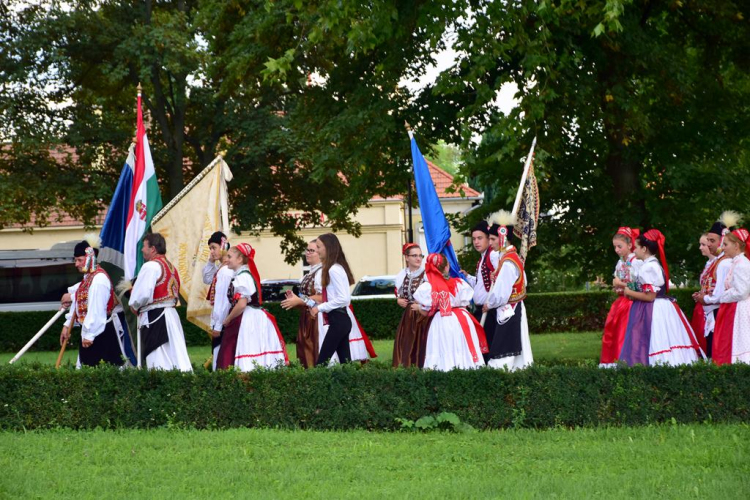 Ünnepi szentmise Szanyban