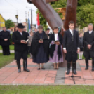 Nemzetünk gyásznapja emlékműsor Szanyban