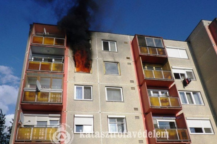 Kétszer annyi a lakástűz advent időszakában