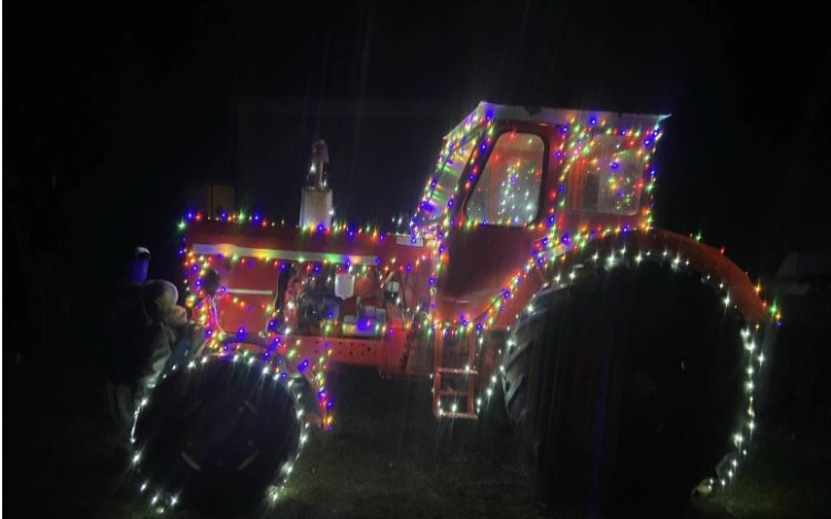 Fénytraktor felvonulást szerveznek Szilban és Csornán