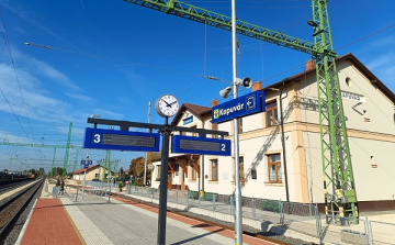 Milyen lett a felújított kapuvári vasútállomás?