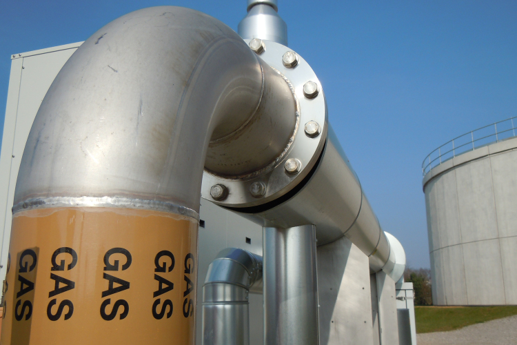 Telnek a gáztárolók