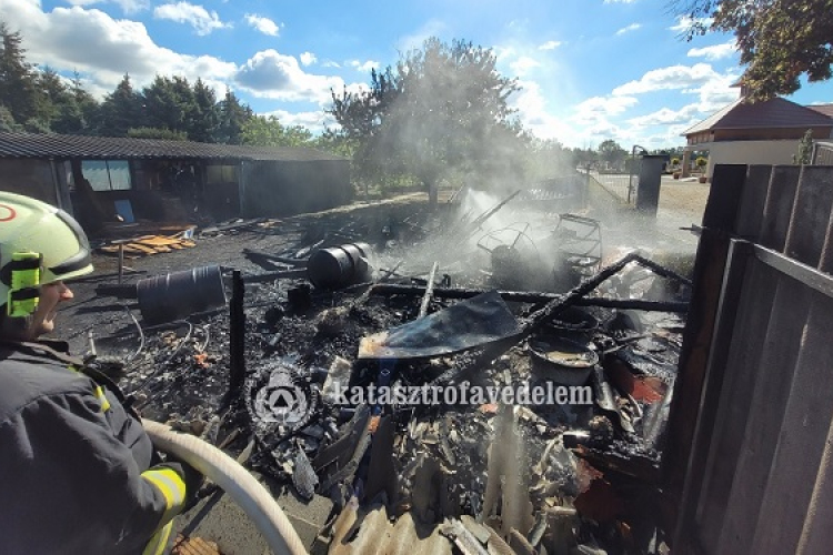 Megkezdődött a fűtés, növekedett a lakóház tüzek száma