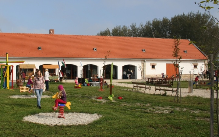 Lászlómajor nyári nyitvatartása