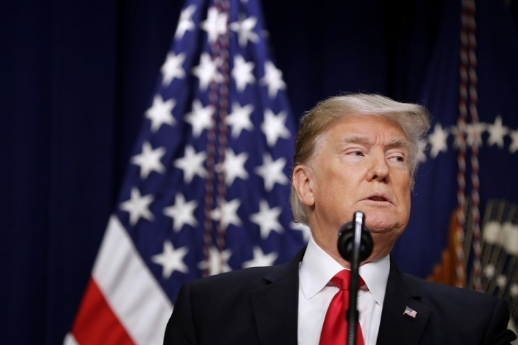 Donald Trumpot rossz színben feltüntető könyvet írt az unokahúga