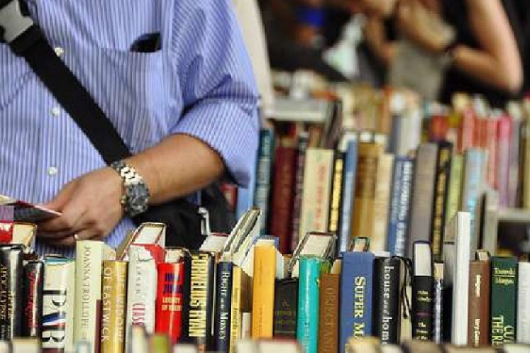 Állományból kivont könyveket vehet meg a beledi könyvtárban