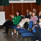 „Házhoz megy a kultúra elnevezésű” program Szanyban.