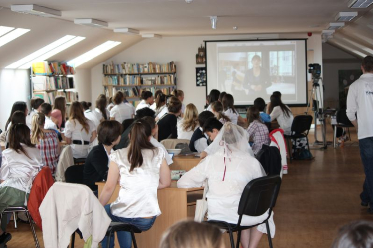 Multikulturális vetélkedő a csornai Széchenyi István Általános Iskolában