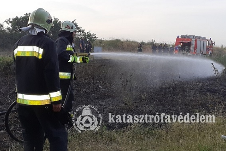 Közeleg a tavasz, egyre több a szabadtéri tűz